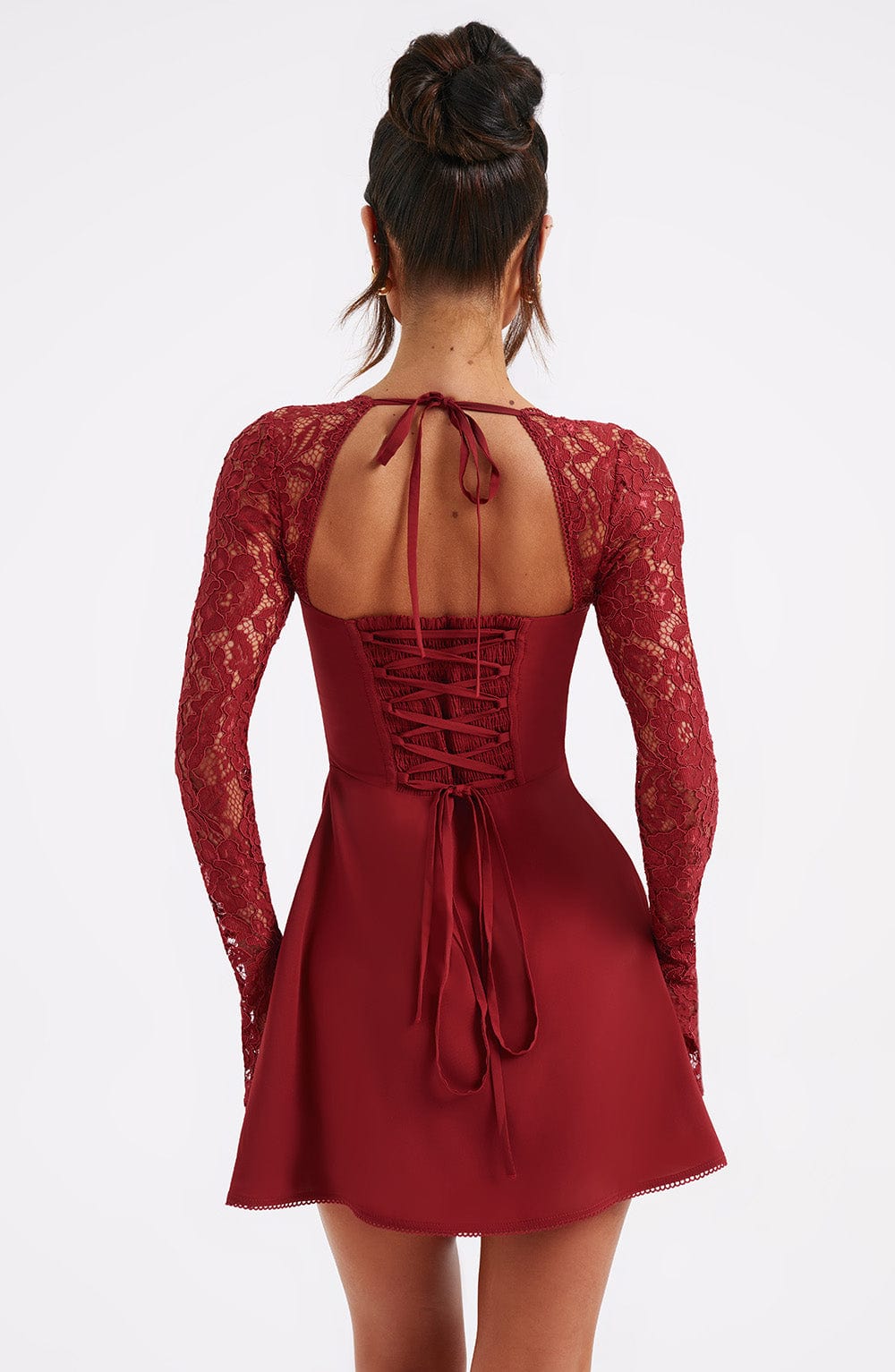 ALIX | ROBE COURTE EN DENTELLE